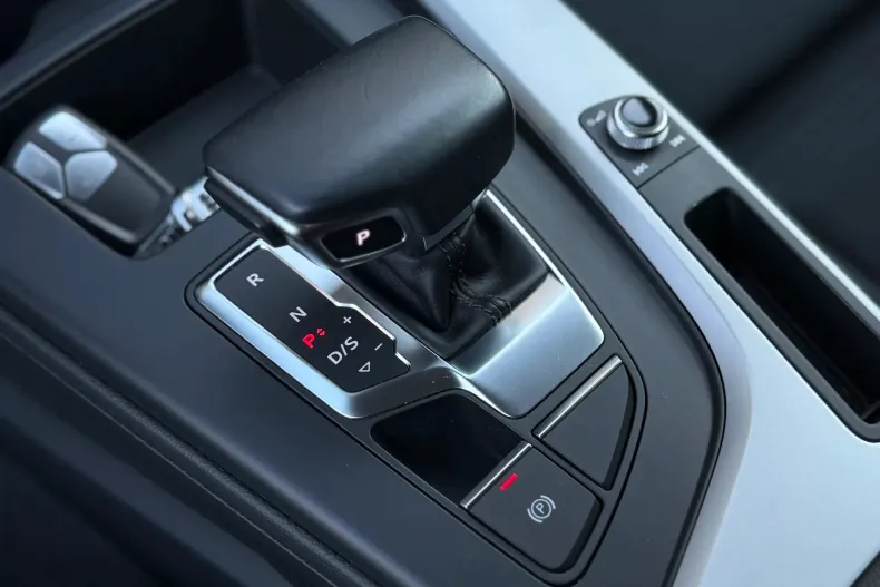 Audi A4 din 2022 cu 177.600 km - oferta AUD135559 - foto 28