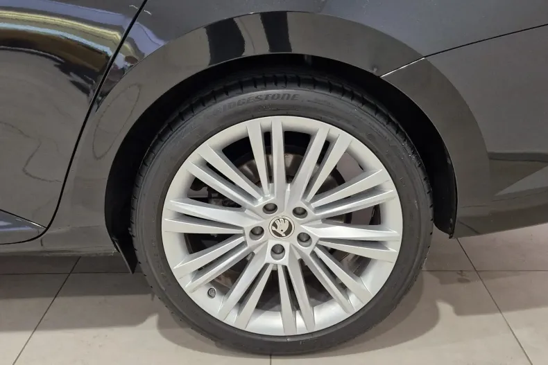 Skoda Superb din 2022 cu 74.863 km - oferta SKO135561 - foto 10