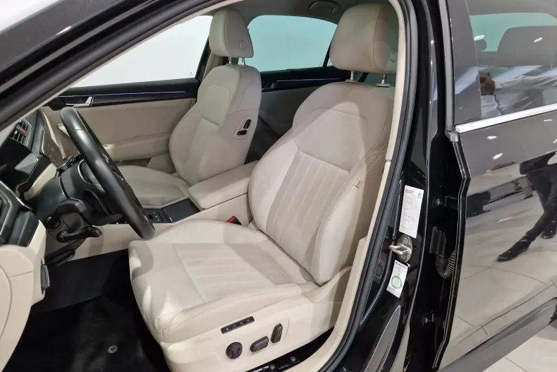 Skoda Superb din 2022 cu 74.863 km - oferta SKO135561 - foto 11