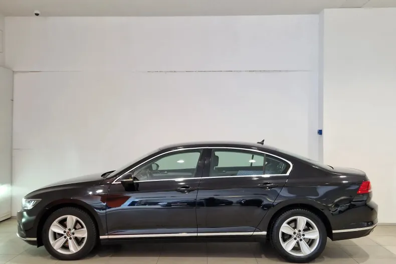 Volkswagen Passat din 2020 cu 46.388 km - oferta VOL135564 - foto 2