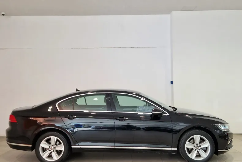 Volkswagen Passat din 2020 cu 46.388 km - oferta VOL135564 - foto 6