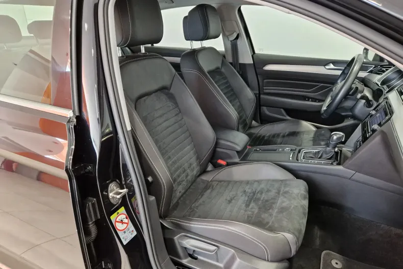 Volkswagen Passat din 2020 cu 46.388 km - oferta VOL135564 - foto 12