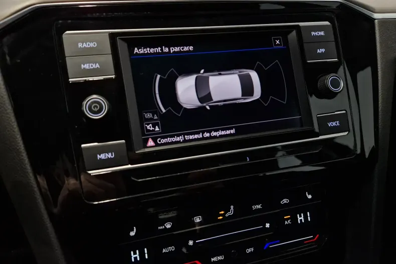 Volkswagen Passat din 2020 cu 46.388 km - oferta VOL135564 - foto 21