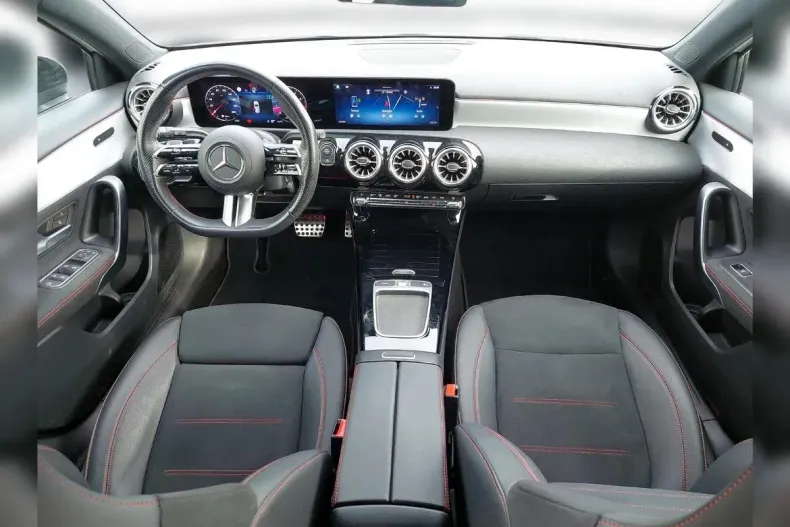 Mercedes-Benz A din 2023 cu 26.319 km - oferta MER135566 - foto 11