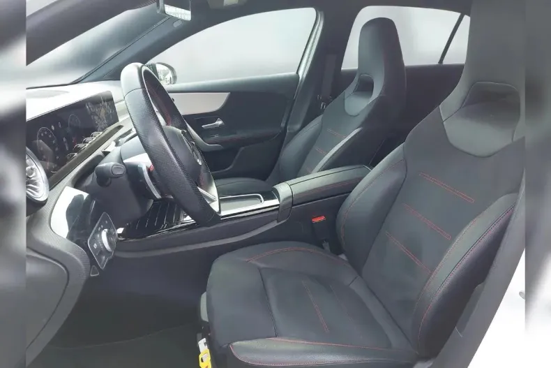 Mercedes-Benz A din 2023 cu 26.319 km - oferta MER135566 - foto 13