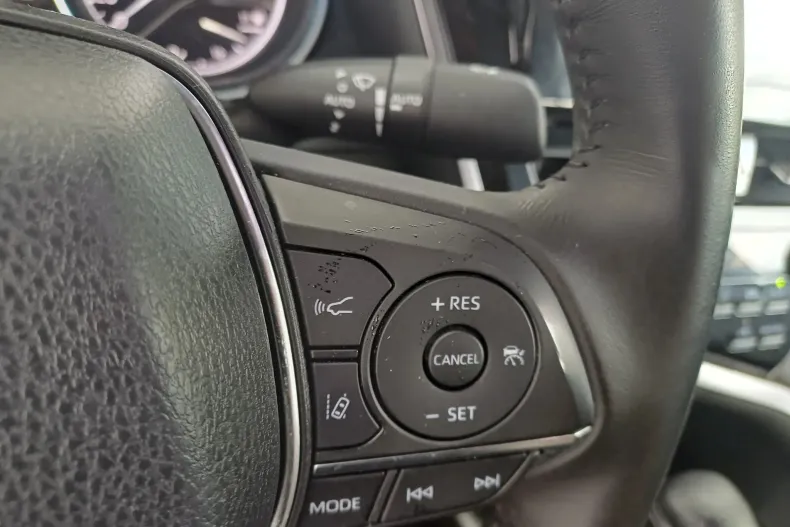 Toyota Camry din 2022 cu 23.879 km - oferta TOY135567 - foto 11