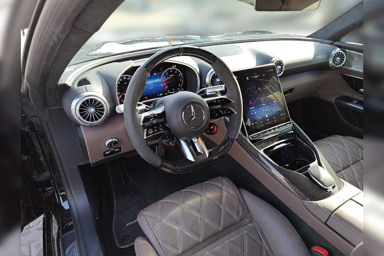 Mercedes-Benz AMG din 2025 cu 11.245 km - oferta MER135568 - foto 7