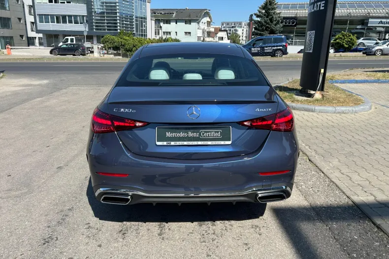 Mercedes-Benz C din 2024 cu 9.800 km - oferta MER135569 - foto 26