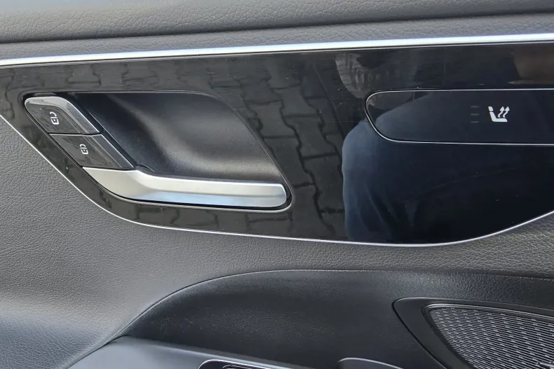 Mercedes-Benz C din 2023 cu 46.992 km - oferta MER135571 - foto 16