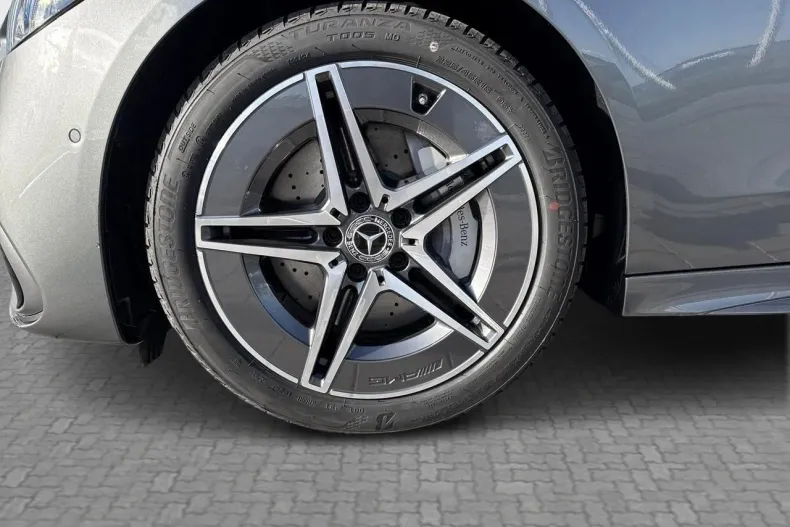 Mercedes-Benz C din 2025 cu 5 km - oferta MER135596 - foto 5