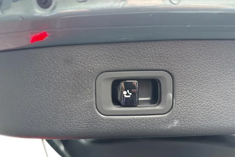 Mercedes-Benz GLC din 2024 cu 9.154 km - oferta MER135605 - foto 14