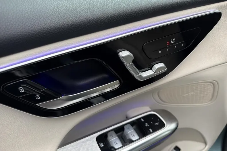 Mercedes-Benz GLC din 2024 cu 9.154 km - oferta MER135605 - foto 18