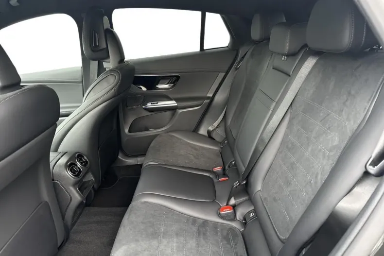 Mercedes-Benz GLC Coupe din 2025 cu 5 km - oferta MER135613 - foto 10