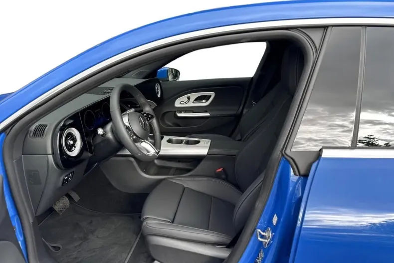 Mercedes-Benz CLA din 2025 cu 4 km - oferta MER135615 - foto 11