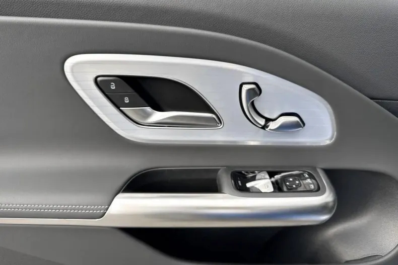 Mercedes-Benz CLA din 2025 cu 4 km - oferta MER135615 - foto 12