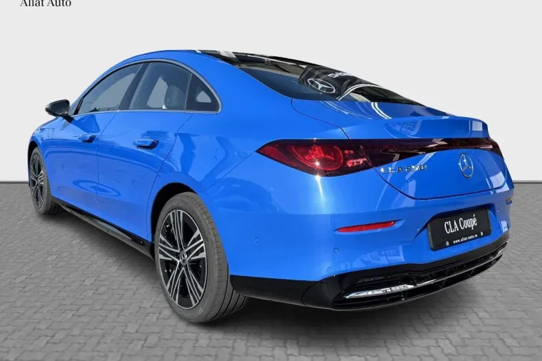 Mercedes-Benz CLA din 2025 cu 6.000 km - oferta MER135620 - foto 3