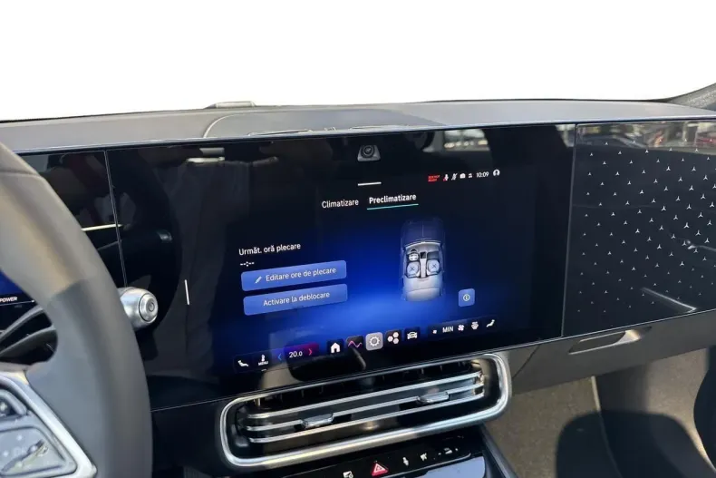 Mercedes-Benz CLA din 2025 cu 6.000 km - oferta MER135620 - foto 24