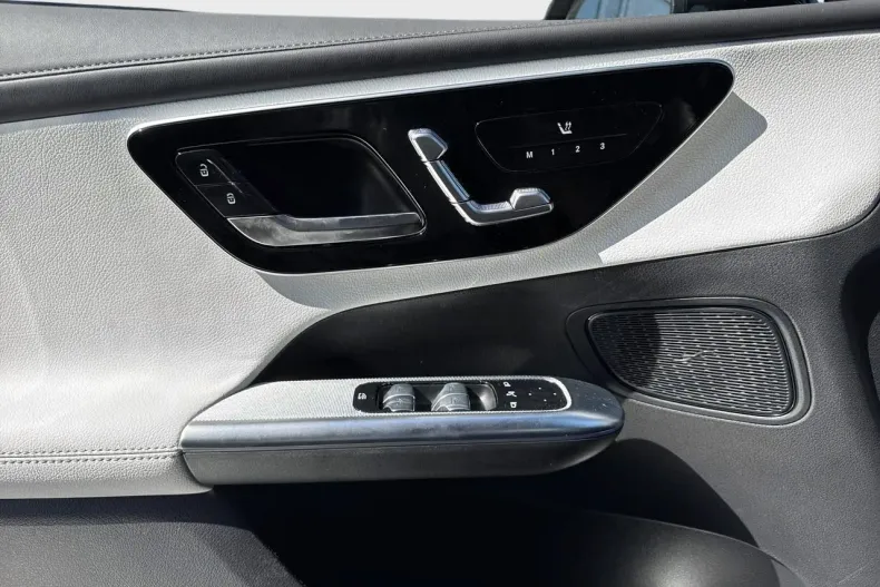 Mercedes-Benz GLC din 2025 cu 3 km - oferta MER135621 - foto 13