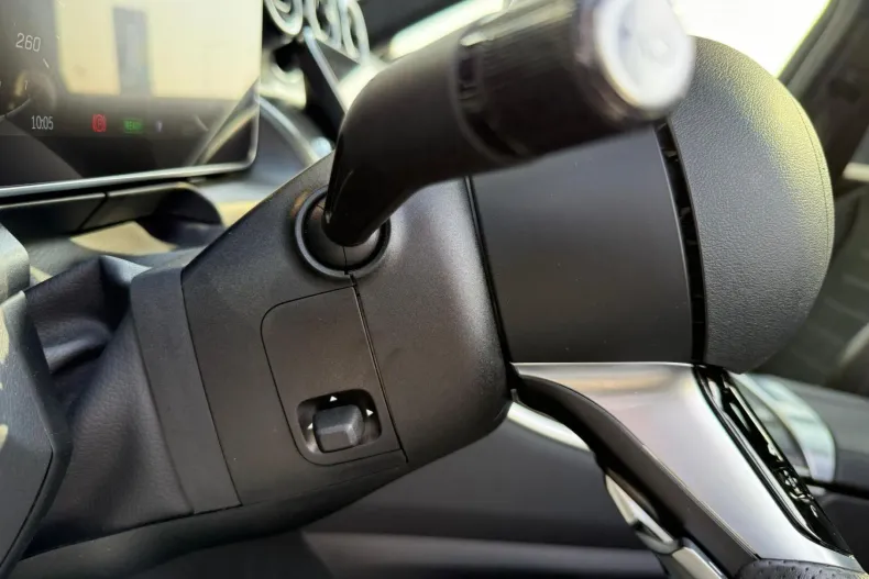 Mercedes-Benz GLC din 2023 cu 28.000 km - oferta MER135622 - foto 10