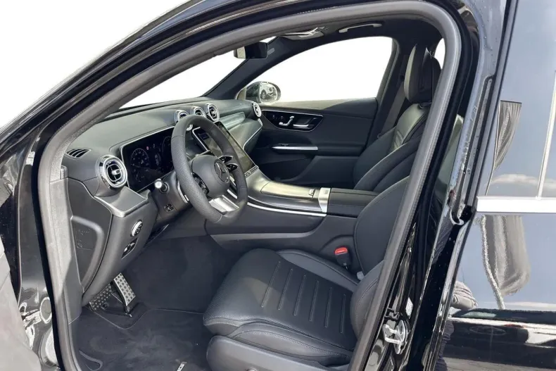 Mercedes-Benz GLC Coupe din 2025 cu 4 km - oferta MER135623 - foto 11