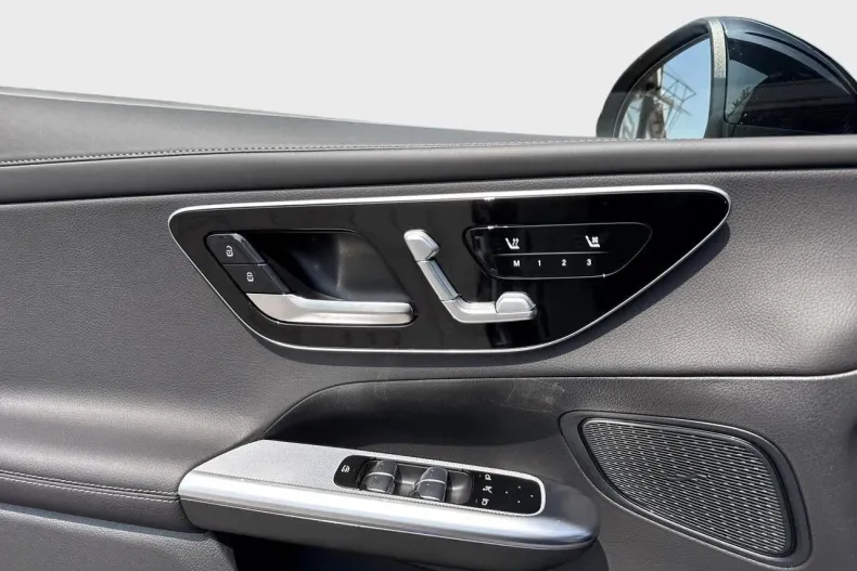 Mercedes-Benz GLC Coupe din 2025 cu 3 km - oferta MER135625 - foto 12