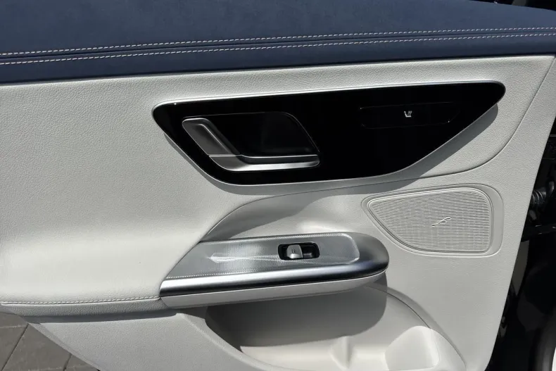 Mercedes-Benz EQE din 2025 cu 3 km - oferta MER135626 - foto 13