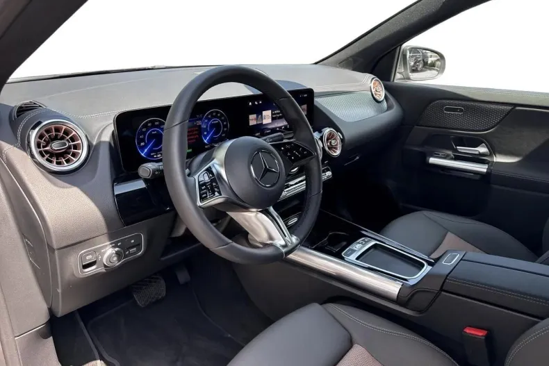 Mercedes-Benz EQA din 2025 cu 10 km - oferta MER135629 - foto 6