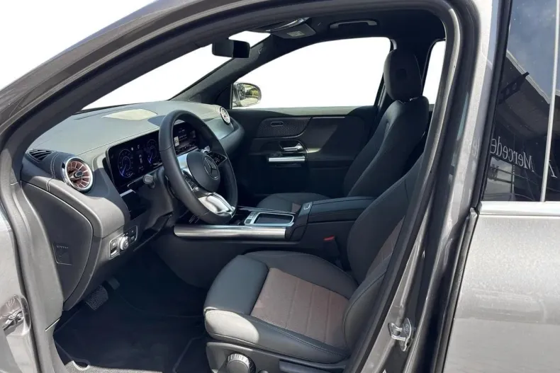 Mercedes-Benz EQA din 2025 cu 10 km - oferta MER135629 - foto 11