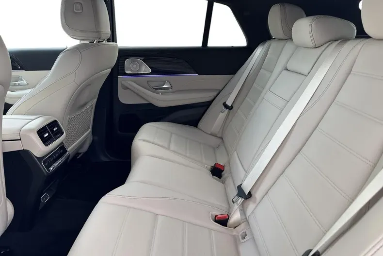 Mercedes-Benz GLE Coupe din 2025 cu 10 km - oferta MER135633 - foto 10