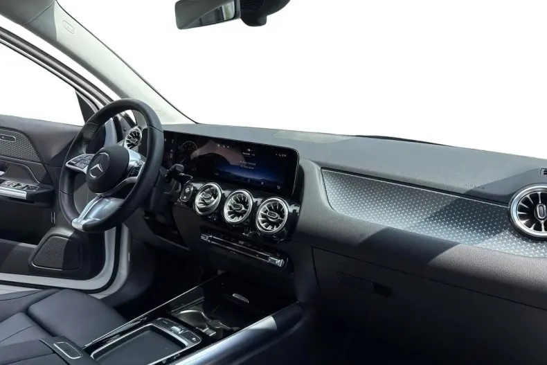 Mercedes-Benz GLA din 2024 cu 21.410 km - oferta MER135634 - foto 10