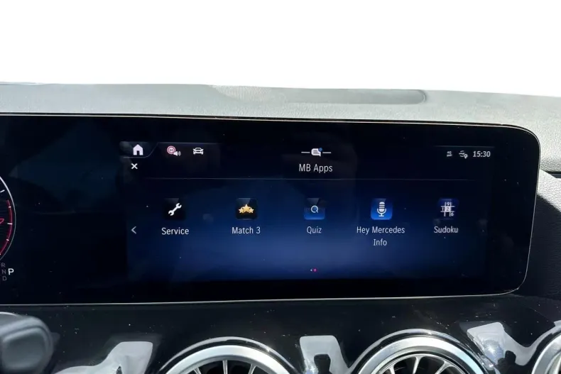 Mercedes-Benz GLA din 2024 cu 21.410 km - oferta MER135634 - foto 22