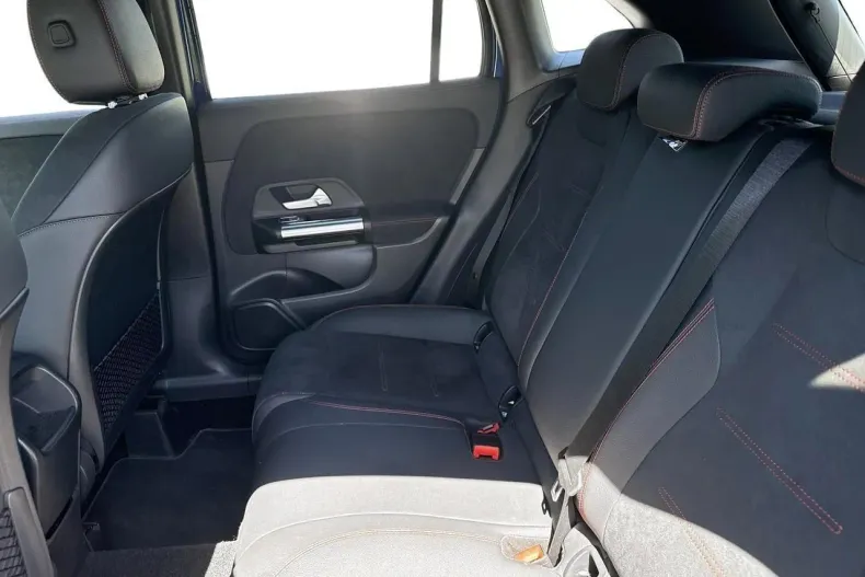 Mercedes-Benz GLA din 2023 cu 17.367 km - oferta MER135635 - foto 11