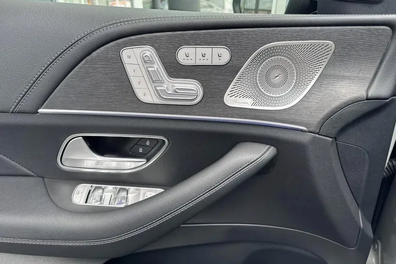 Mercedes-Benz GLE din 2025 cu 6.000 km - oferta MER135639 - foto 13