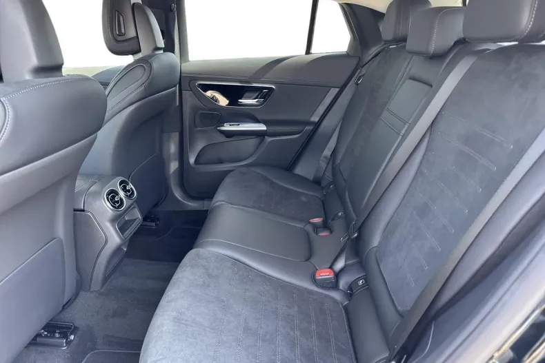 Mercedes-Benz GLC Coupe din 2025 cu 6.000 km - oferta MER135646 - foto 10