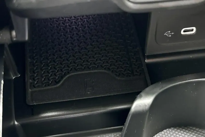 Mercedes-Benz C din 2024 cu 7.323 km - oferta MER135651 - foto 23