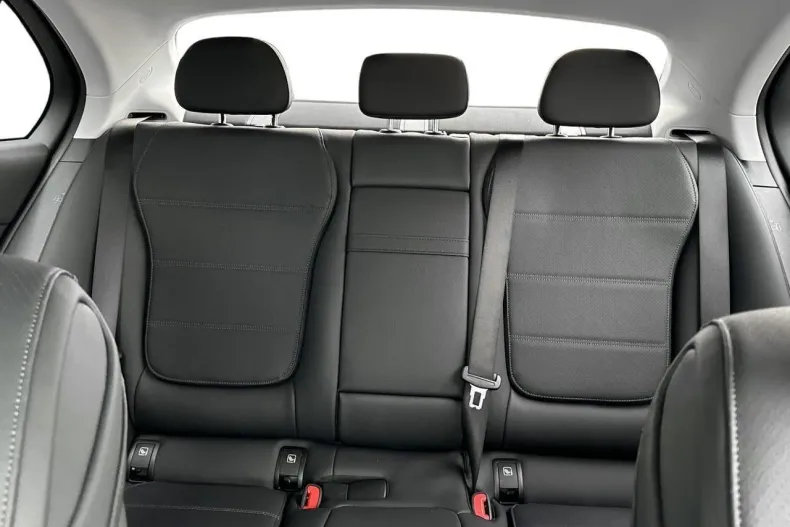 Mercedes-Benz C din 2024 cu 7.323 km - oferta MER135651 - foto 24