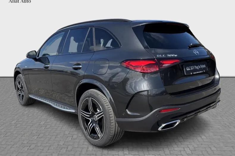 Mercedes-Benz GLC din 2025 cu 10 km - oferta MER135652 - foto 3