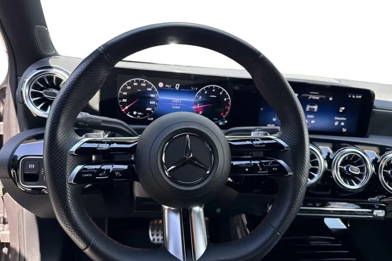 Mercedes-Benz A din 2023 cu 21.594 km - oferta MER135653 - foto 9