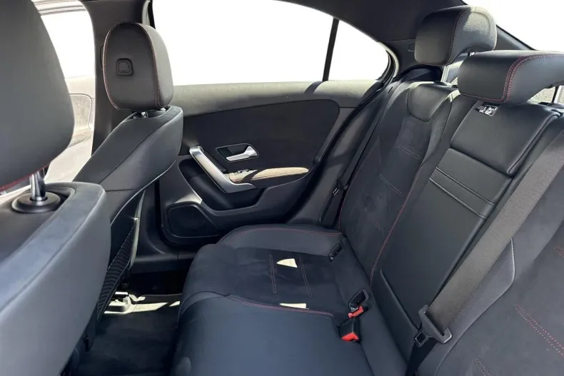 Mercedes-Benz A din 2023 cu 21.594 km - oferta MER135653 - foto 17