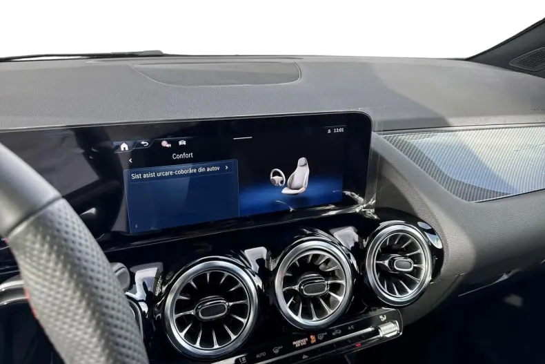 Mercedes-Benz GLA din 2024 cu 6.000 km - oferta MER135656 - foto 17