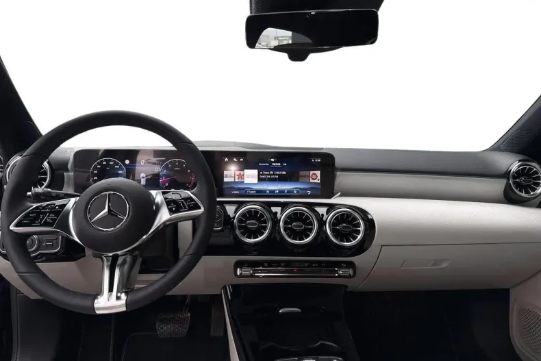 Mercedes-Benz A din 2024 cu 5 km - oferta MER135657 - foto 8