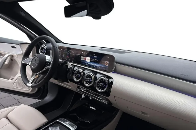 Mercedes-Benz A din 2024 cu 5 km - oferta MER135657 - foto 9
