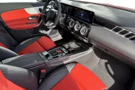 Mercedes-Benz CLA din 2023 cu 3.144 km - oferta MER135662 - foto 19