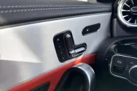 Mercedes-Benz CLA din 2023 cu 3.144 km - oferta MER135662 - foto 21