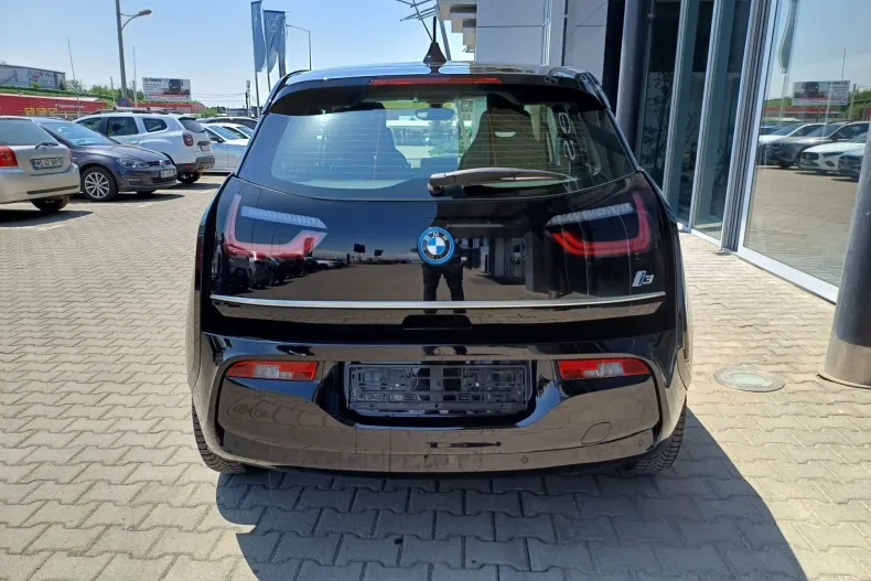 BMW i3 din 2021 cu 13.350 km - oferta BMW135667 - foto 4