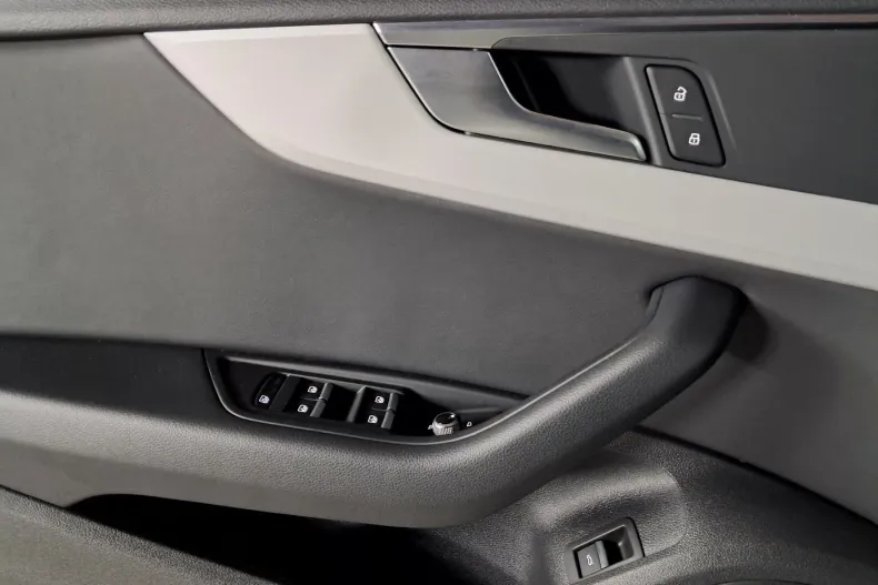 Audi A5 din 2021 cu 63.951 km - oferta AUD135671 - foto 9