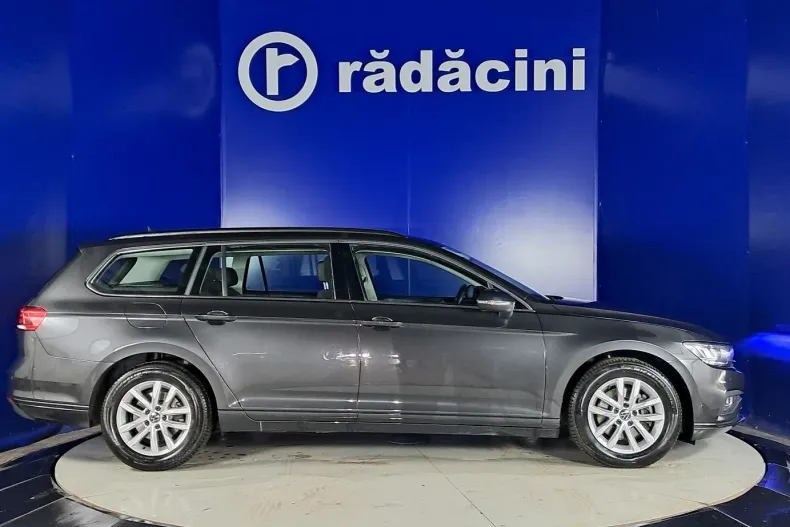 Volkswagen Passat din 2022 cu 99.563 km - oferta VOL135678 - foto 6