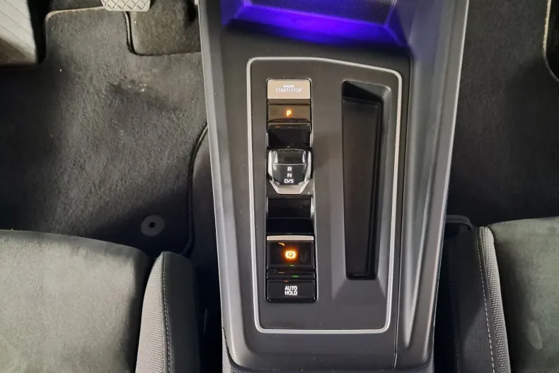 Volkswagen Golf din 2022 cu 80.619 km - oferta VOL135680 - foto 17