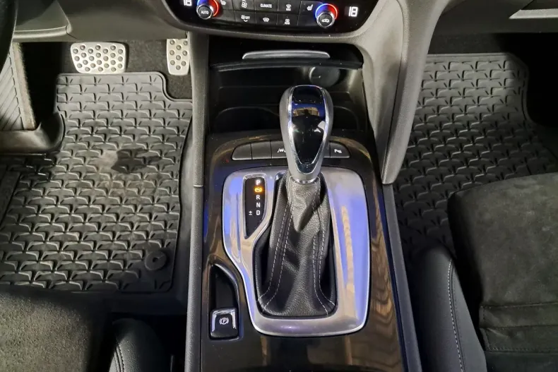 Opel Insignia din 2021 cu 124.481 km - oferta OPE135686 - foto 16