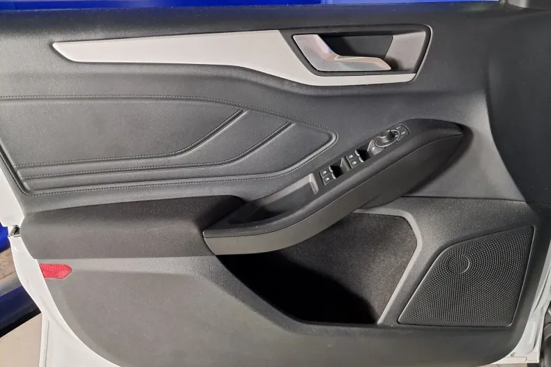 Ford Focus din 2021 cu 85.100 km - oferta FOR135694 - foto 9